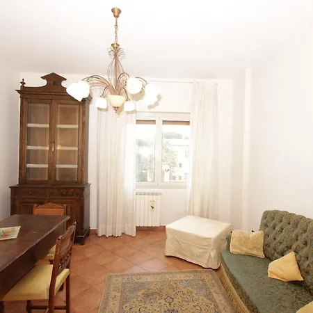 Tamagno Flat Řím